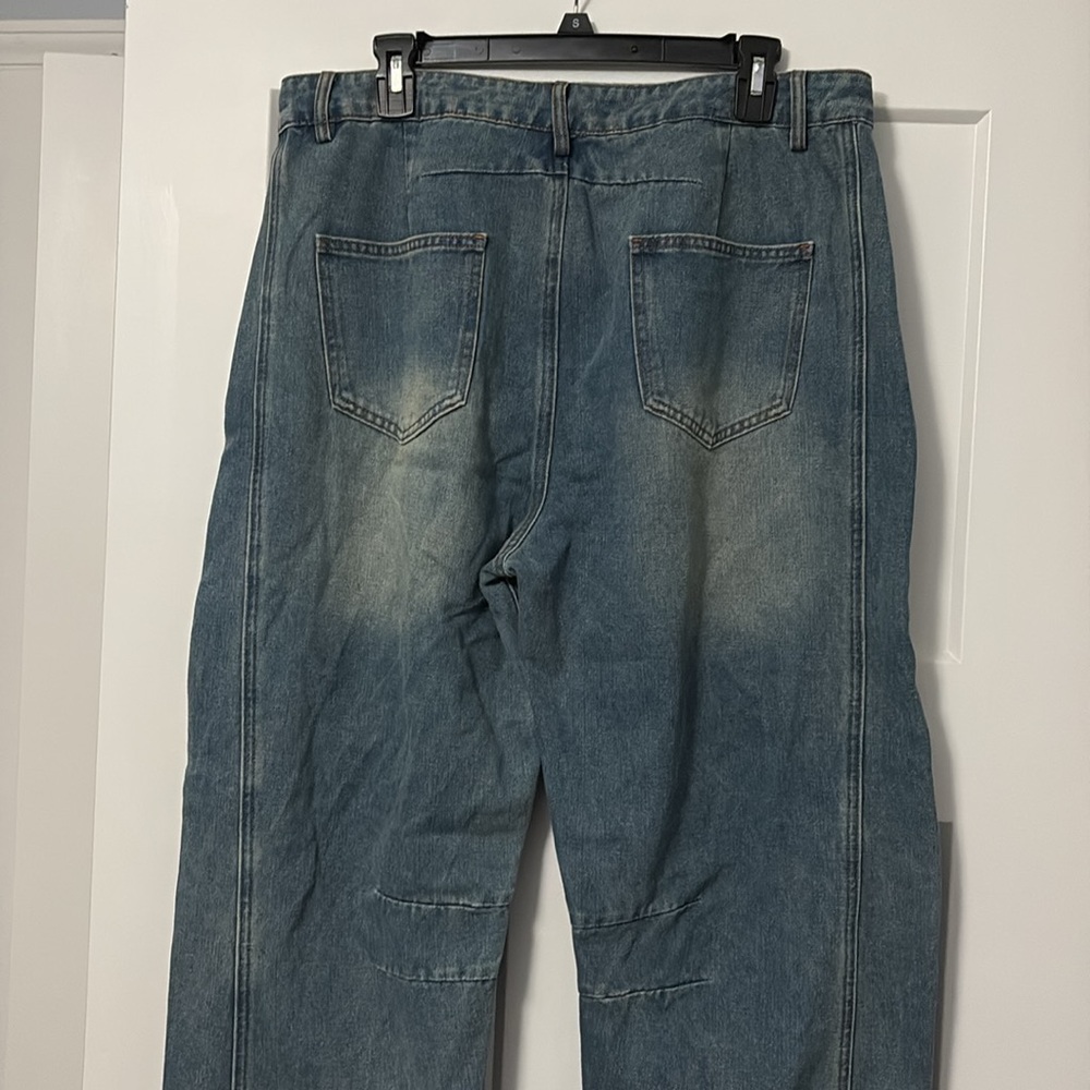 Men's Blue Jeans - Picture 5 of 6